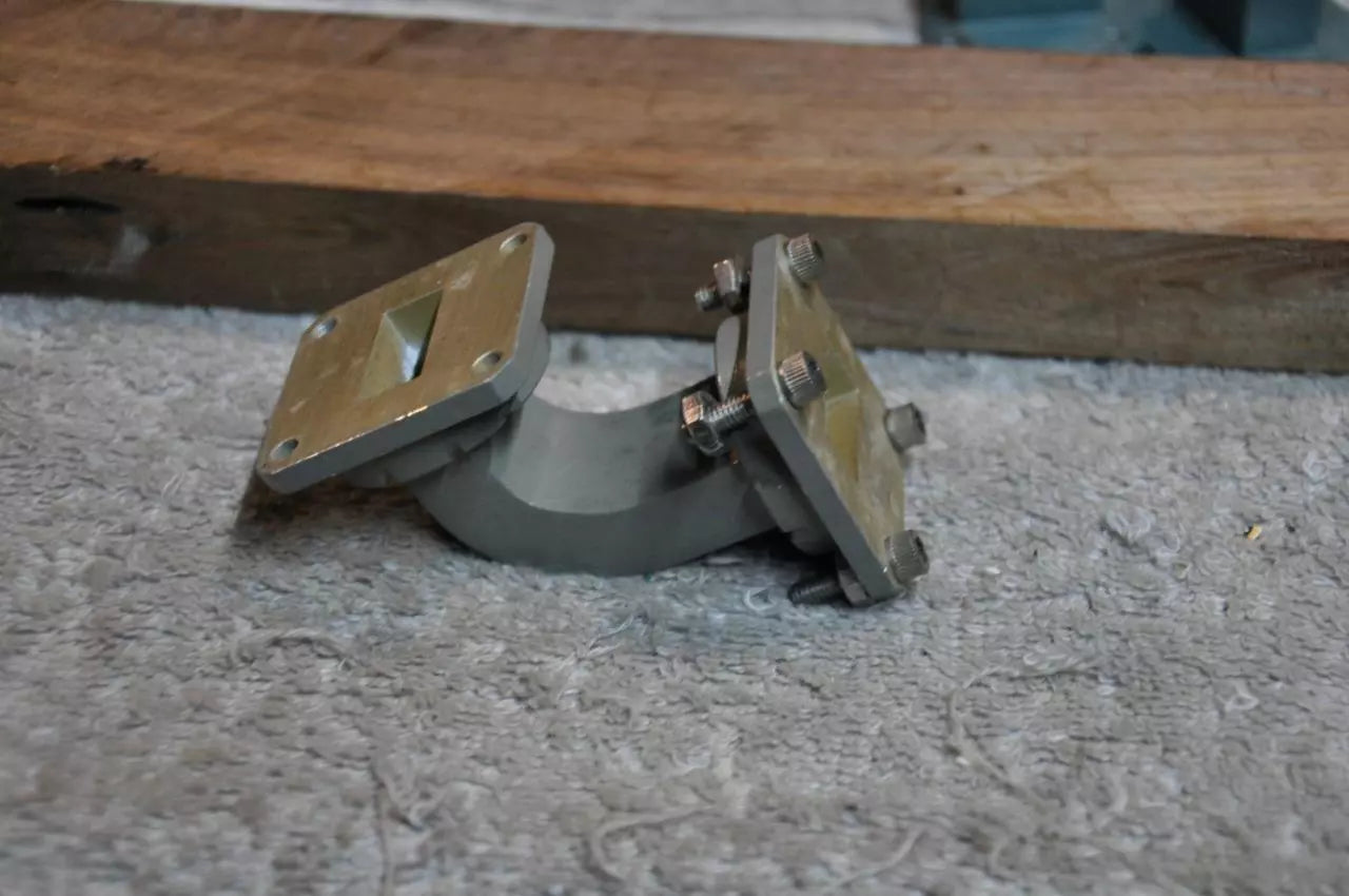 Portable Digital Multimeter with LCD Display and Auto Ranging