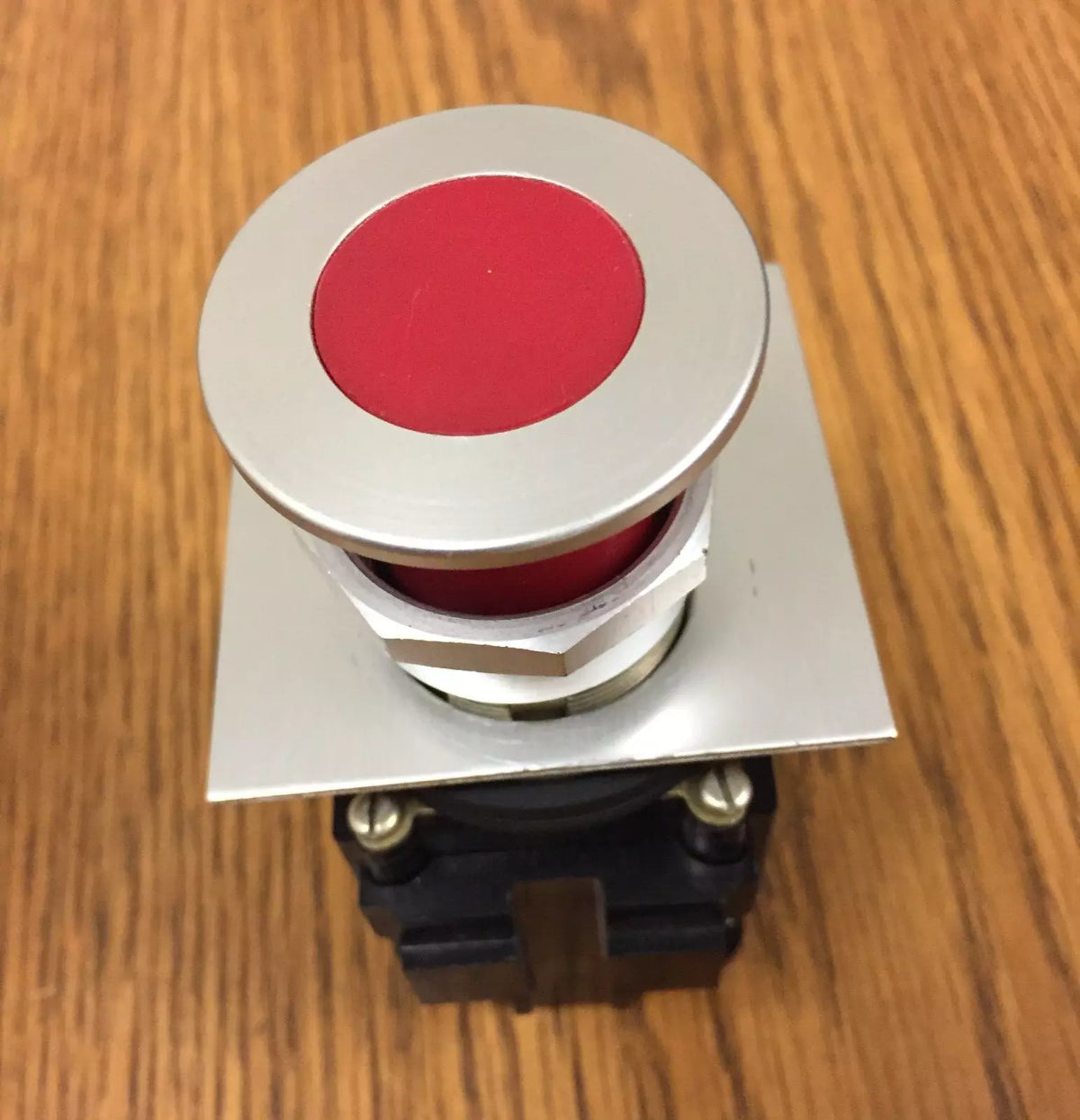 Micro Switch PTY 2311 Push-Pull Switch 2-Position