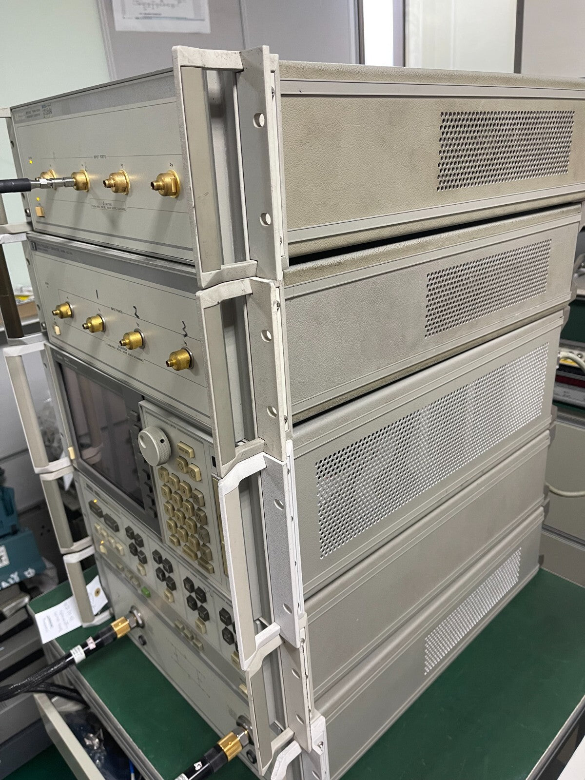 HP Agilent 8511B Frequency Converter 45 MHz - 50 GHz _3047A00164 - XG eqpt