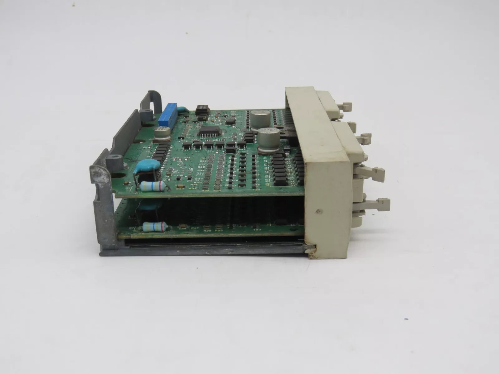 SCHNEIDER ELECTRIC TELEMECANIQUE TSX3710101 PLC Rack 124VAC Modicon TSX MICRO