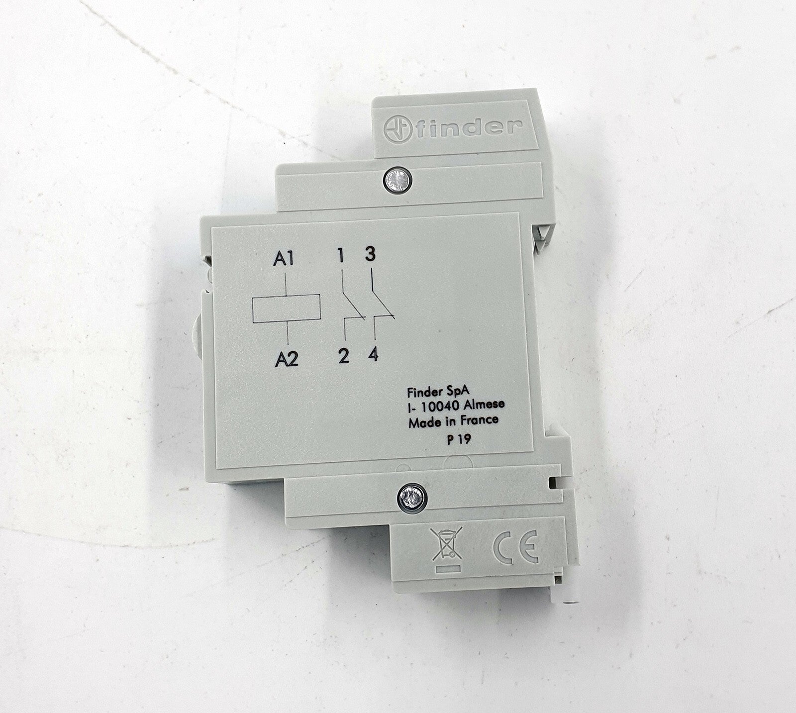 Industrial Relay Switching Current by Finder