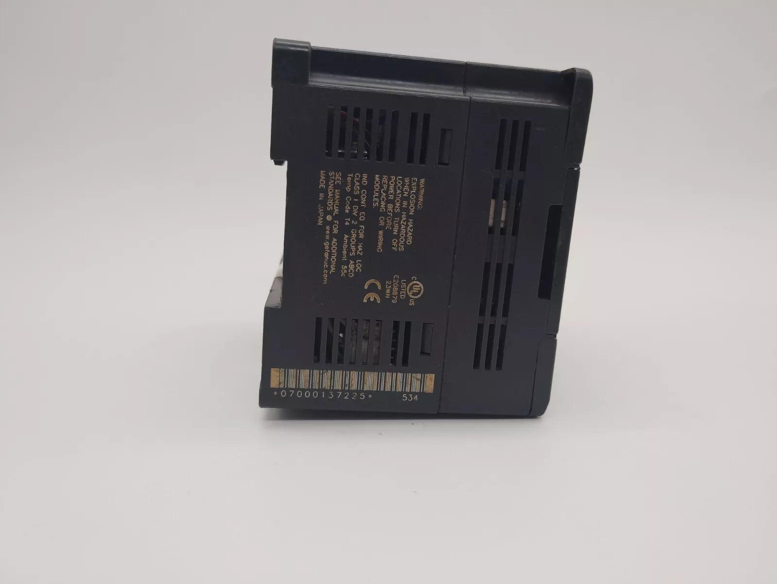 GE FANUC VersaMax IC200UDR001-BF Micro Controller with 24VDC Power Supply