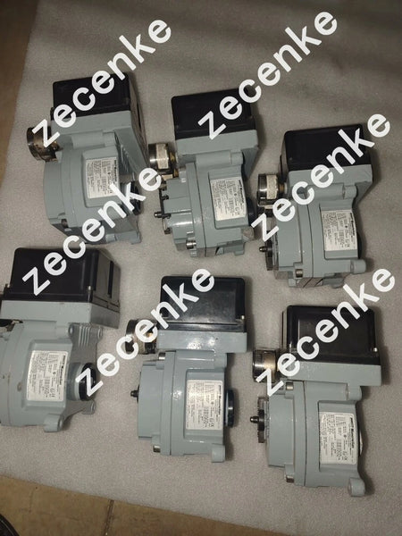 SV12-21123111 Intelligent Valve Positioner - Used 1PC