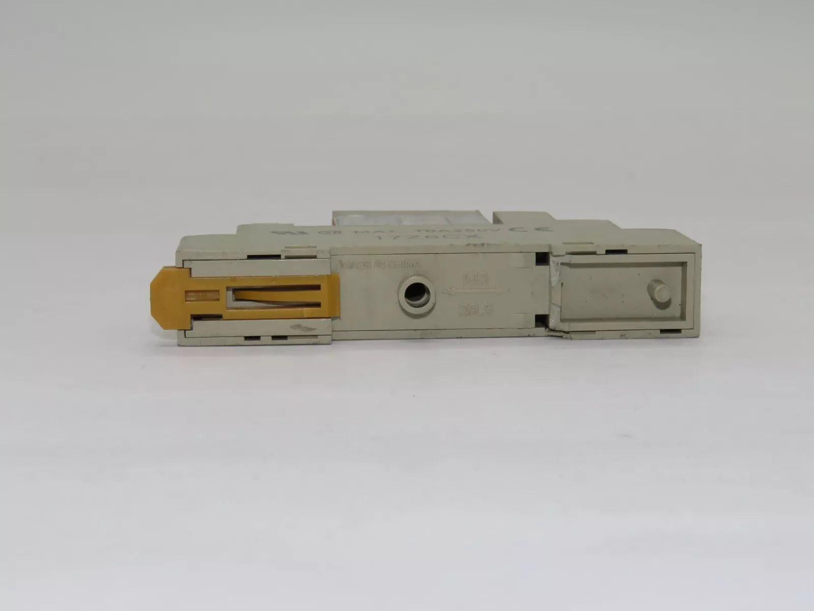 Omron Relay with Socket 17Z6CX 10 A 250V