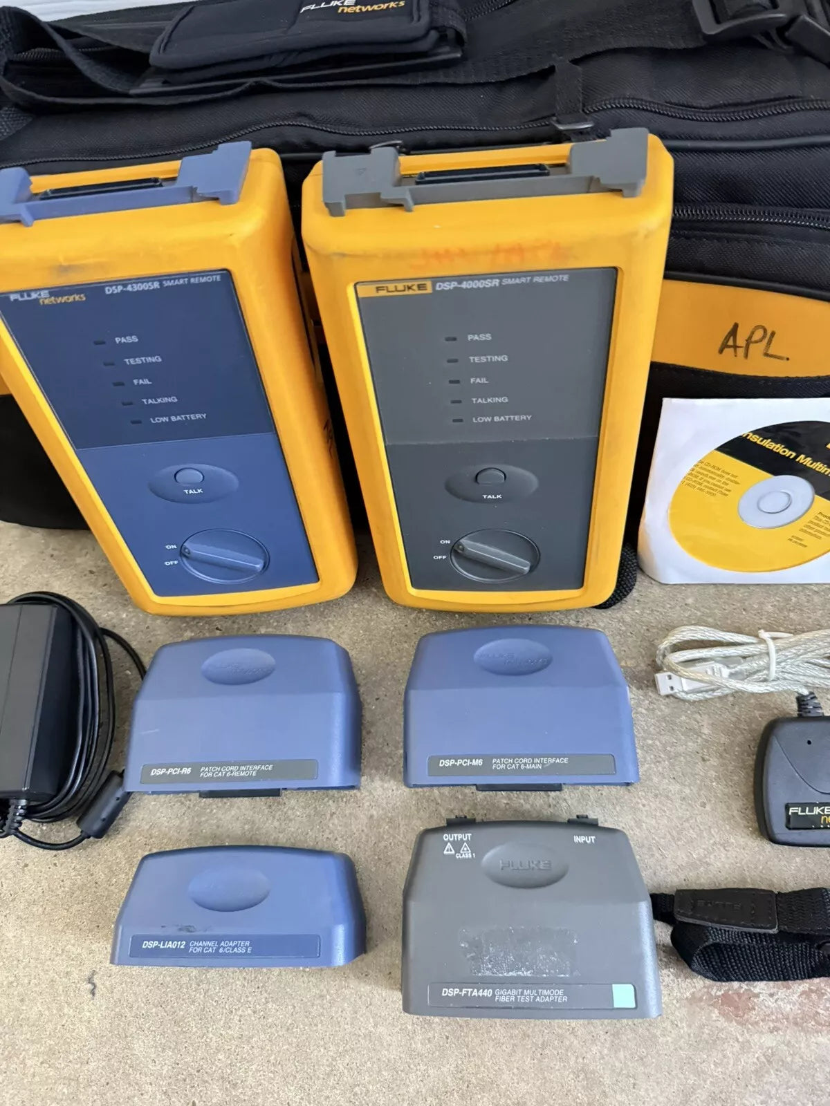 Fluke DSP-4300SR/DSP-4000SR Smart Remotes with Case and Accessories