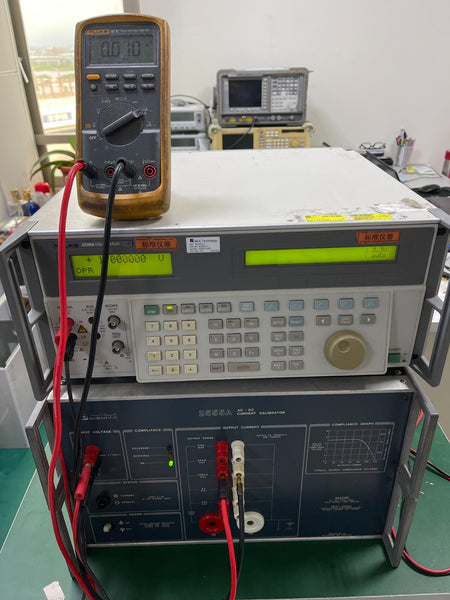 Valhalla Scientific 2555A Calibrator , tested &amp; good working condition