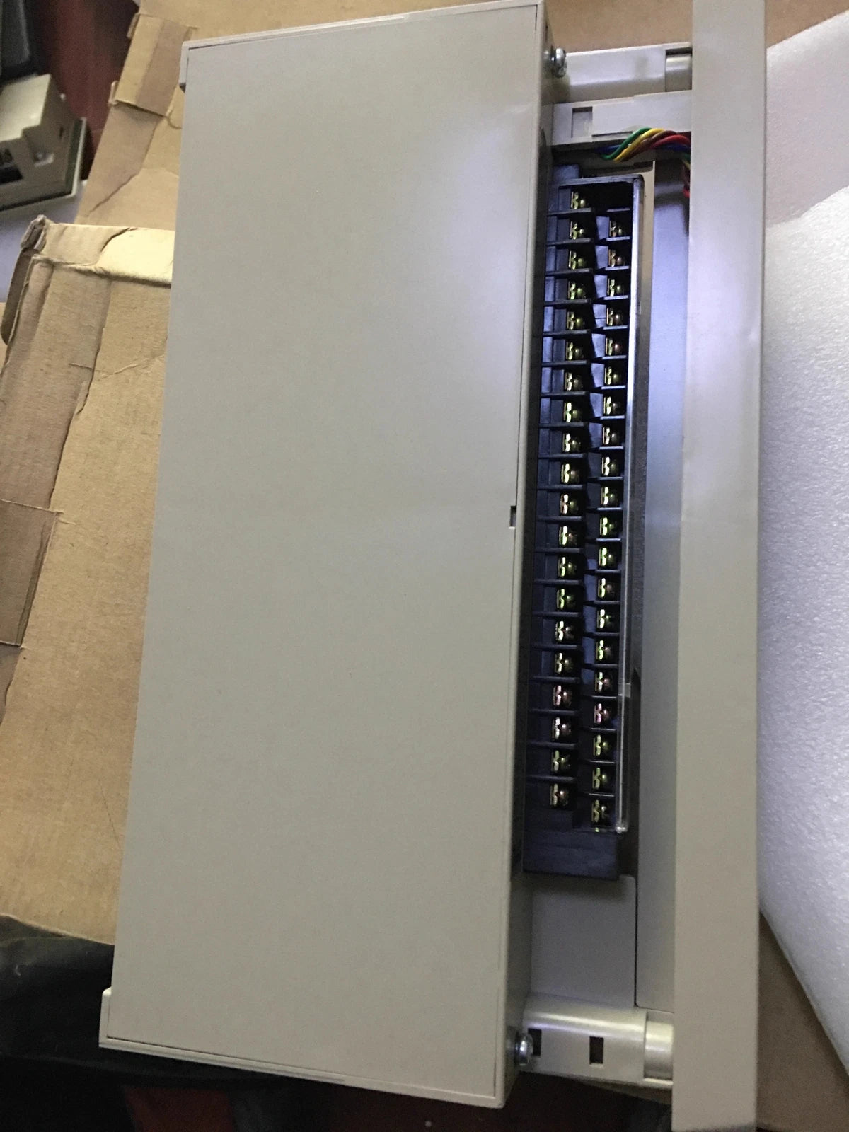 ABB Procontic 07AB61 R1/GJV 30 743 61 R1 Output Module