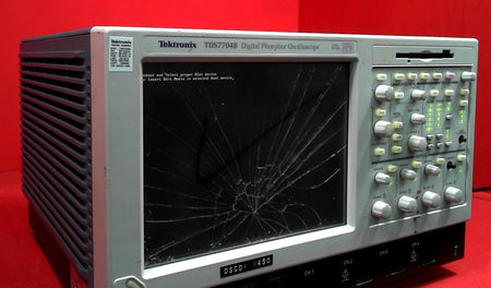 Tektronix TDS7704B Digital Sampling Oscilloscope, 7 GHz B010255