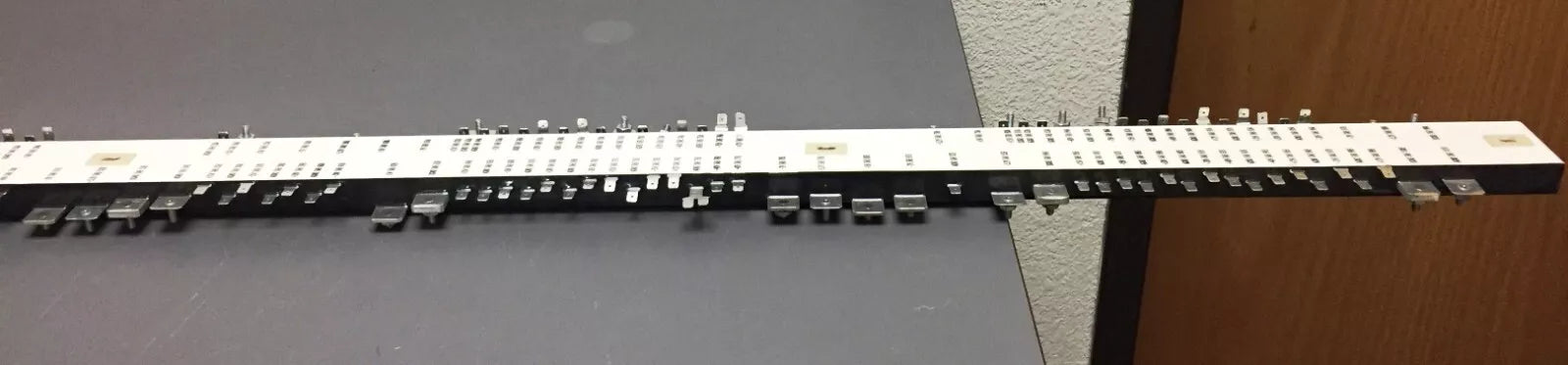 Eldre Corp Bus Bar Block with 190 Connecting-Points & 69 Inches Long
