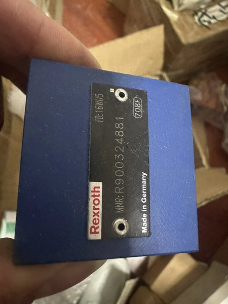 Rexroth R900324881 Hydraulic Directional Control Valve