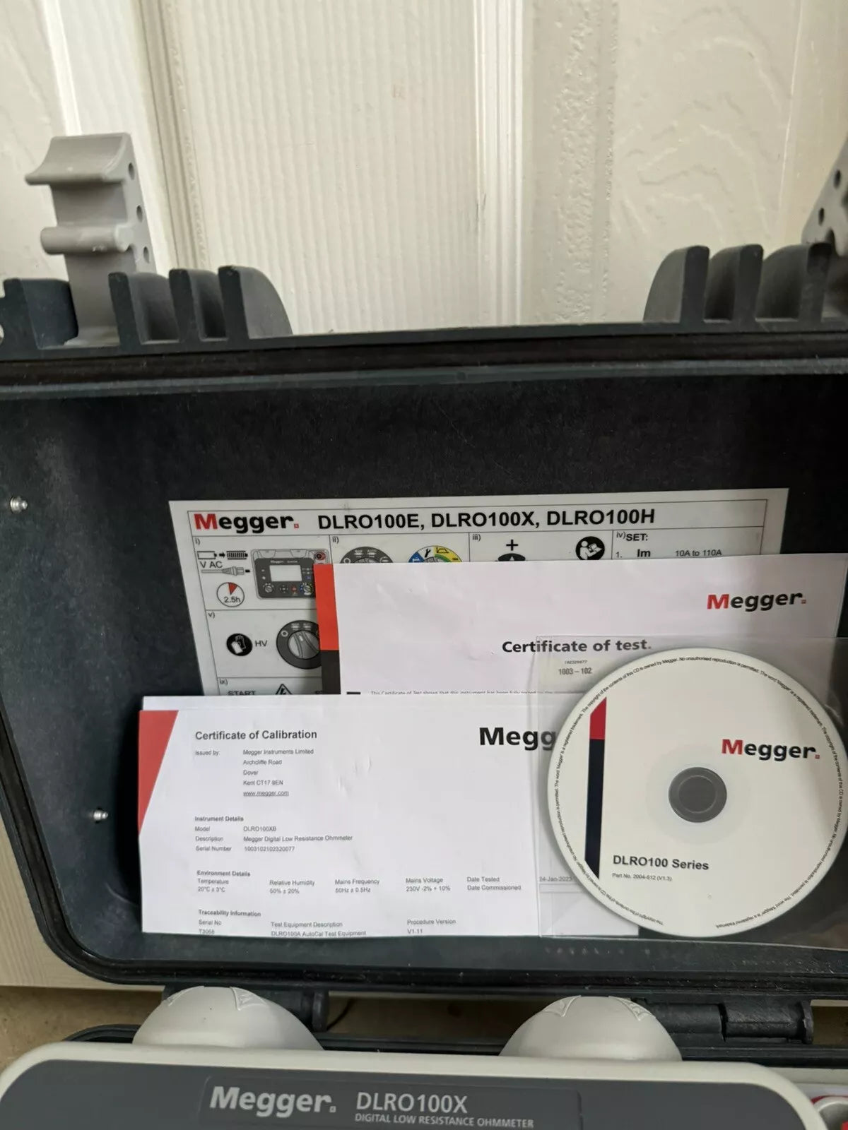 Megger DLRO100X DLRO100XB Digital Low Resistance Ohmmeter & Kelvin Clamp