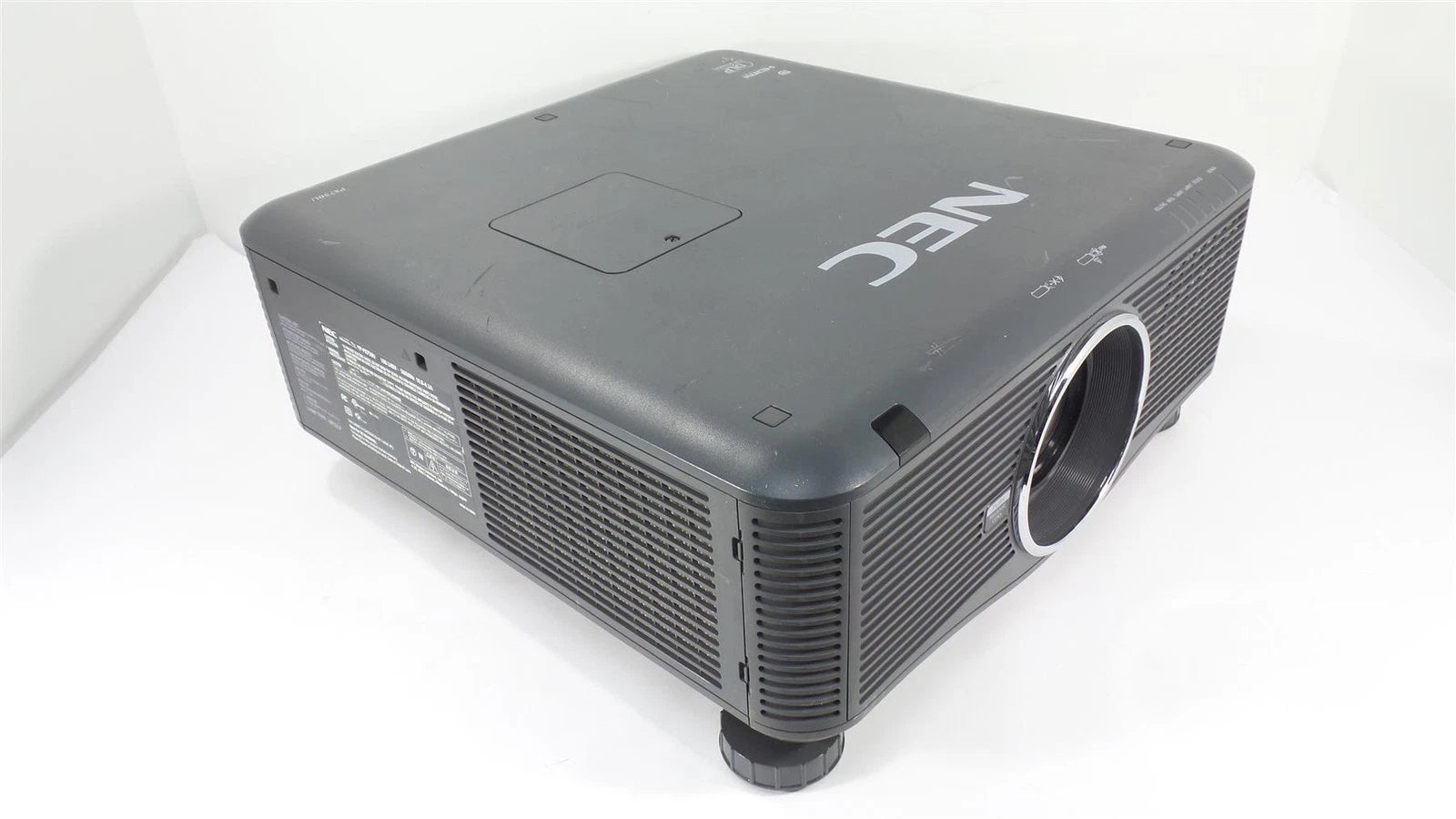 NEC NP-PX750U Large Venue Projector - 7500 Lumens - with Lens NP18ZL
