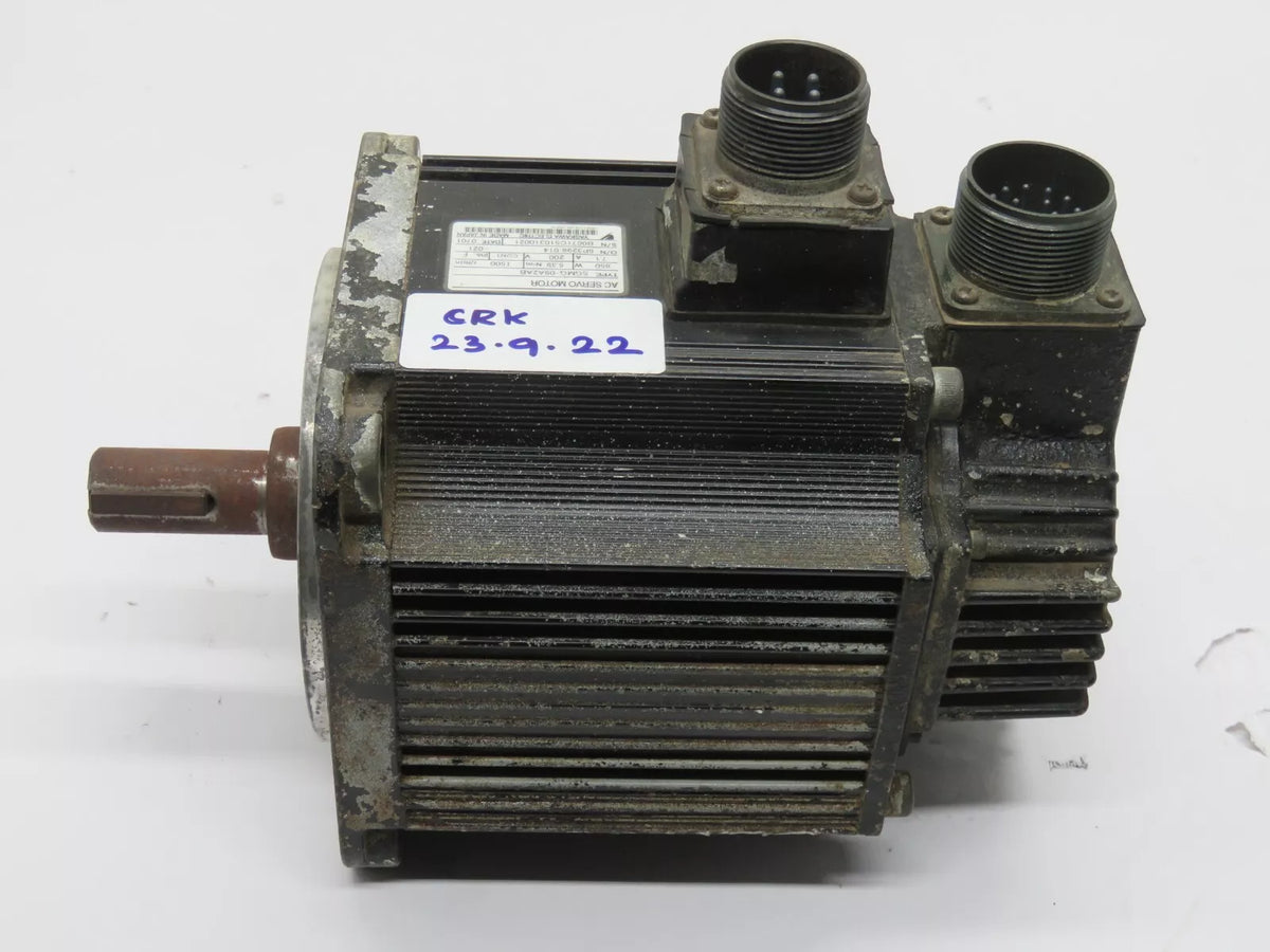Yaskawa SGMG-09A2AB Servo Motor Synchronous AC 5.39 NM 1500 RPM
