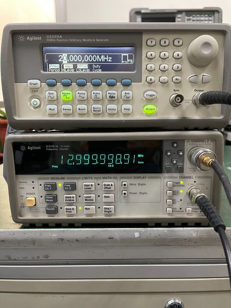 Agilent Keysight 53181A Universal Frequency Counter 10 digits/s ( 12.4GHz ) - XG eqpt