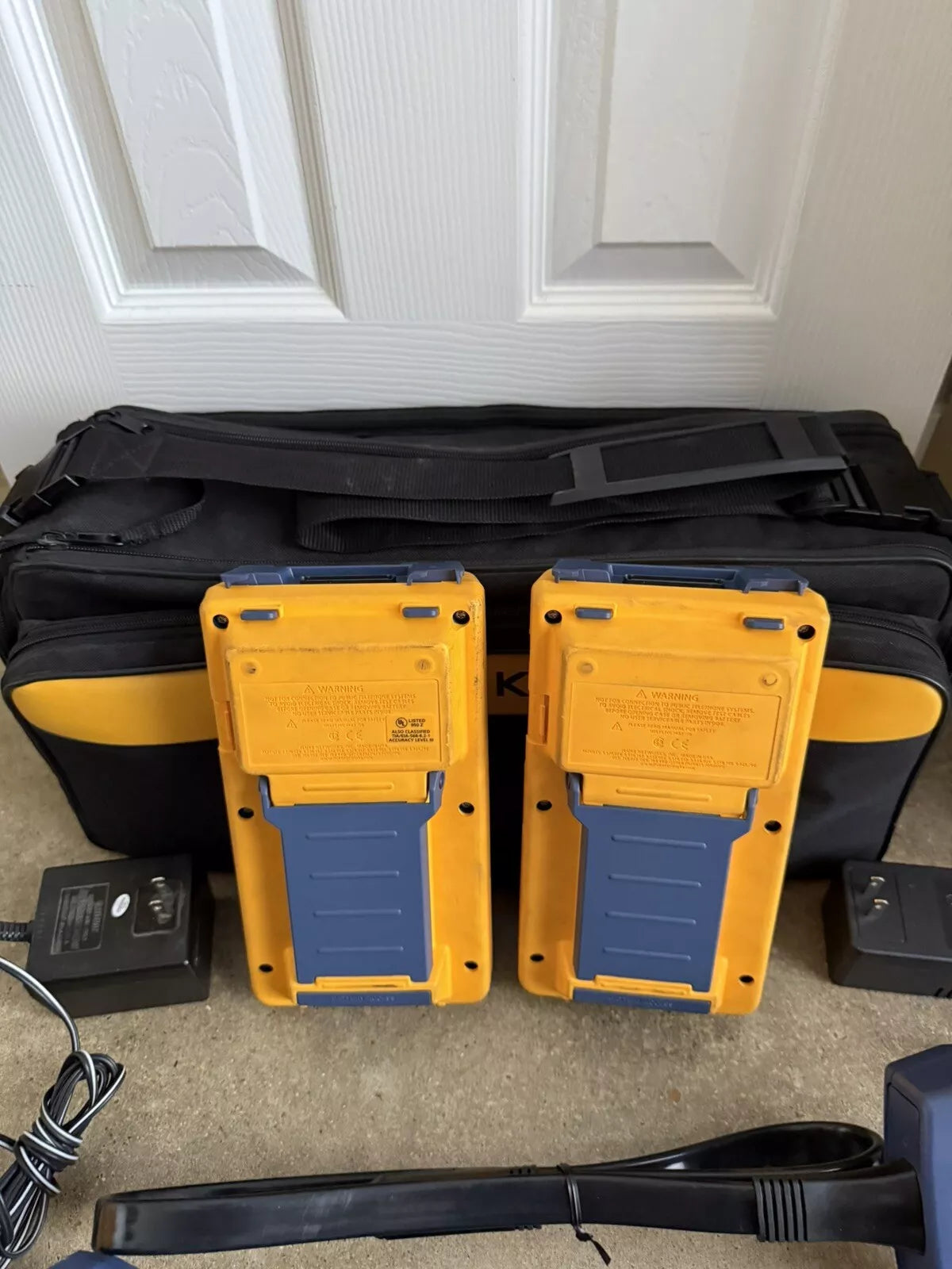 Fluke Networks DSP4300 Cable Analyzer Kit with Accessories (Tested)
