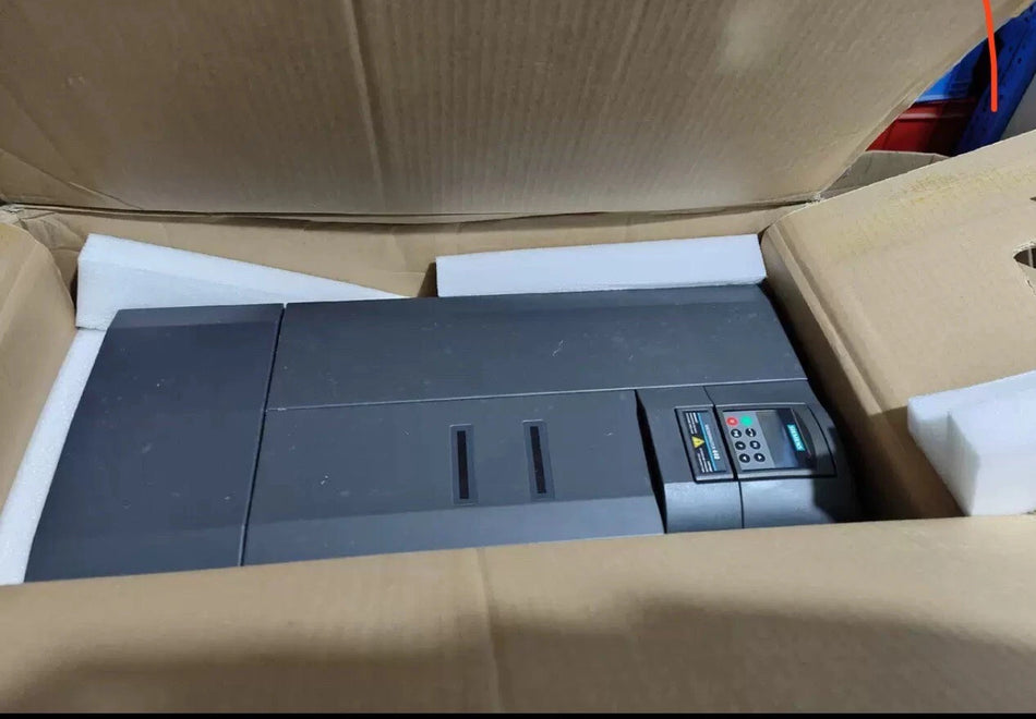 Siemens 6SE6440-2UD33-7EA1 Variable Frequency Drive