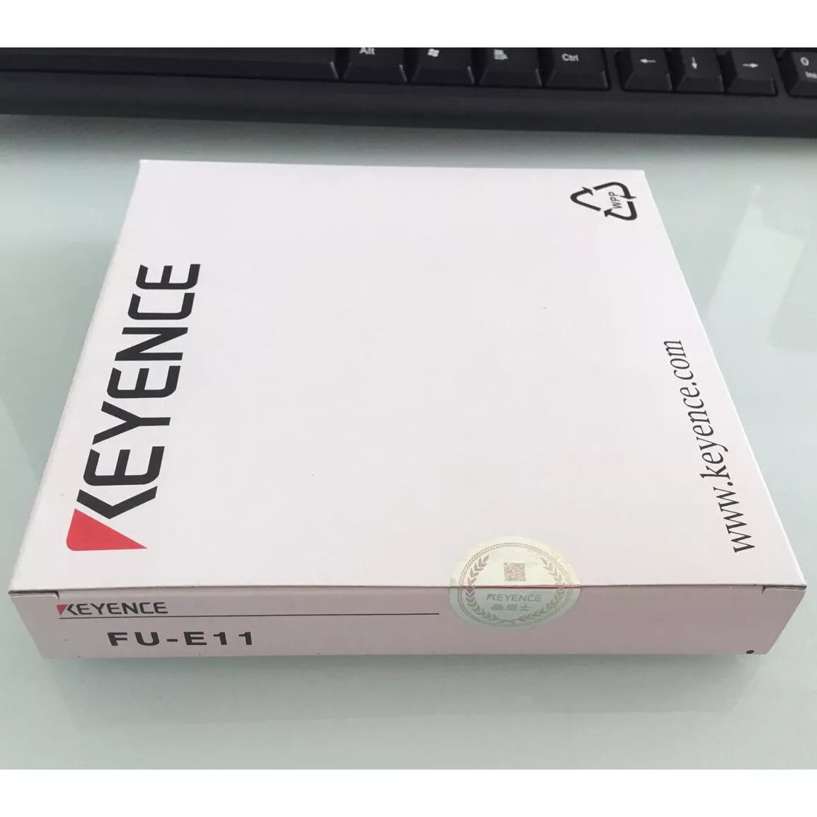 KEYENCE FU-E11 FUE11 Fiber Optic Sensor - New in Box