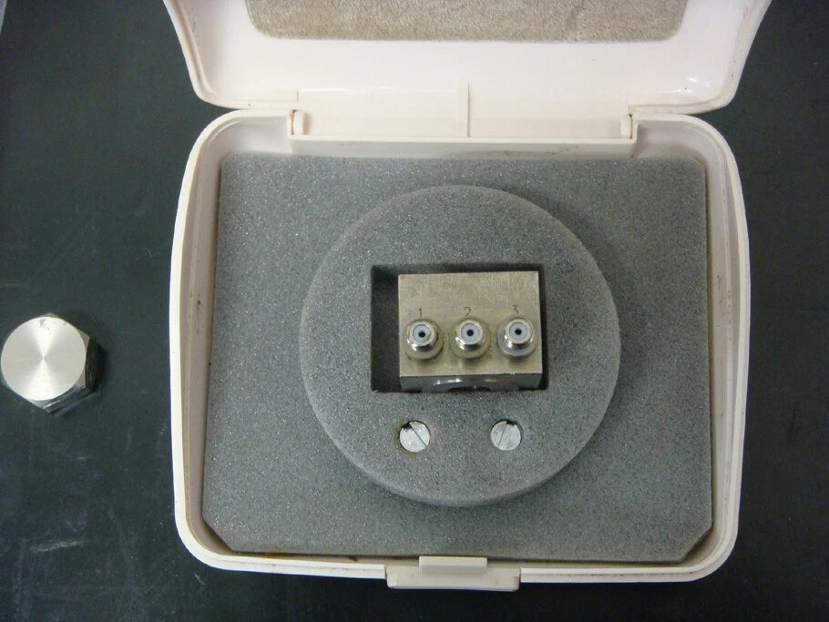Rion PV-93 ACCELERO METER for High-Precision Acceleration Measurement