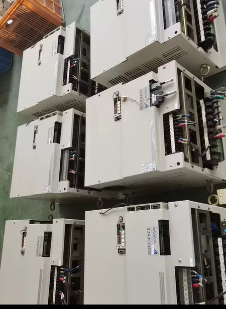 Yaskawa SGDH-3ZDE Servo Drive - High-Performance Motion Control