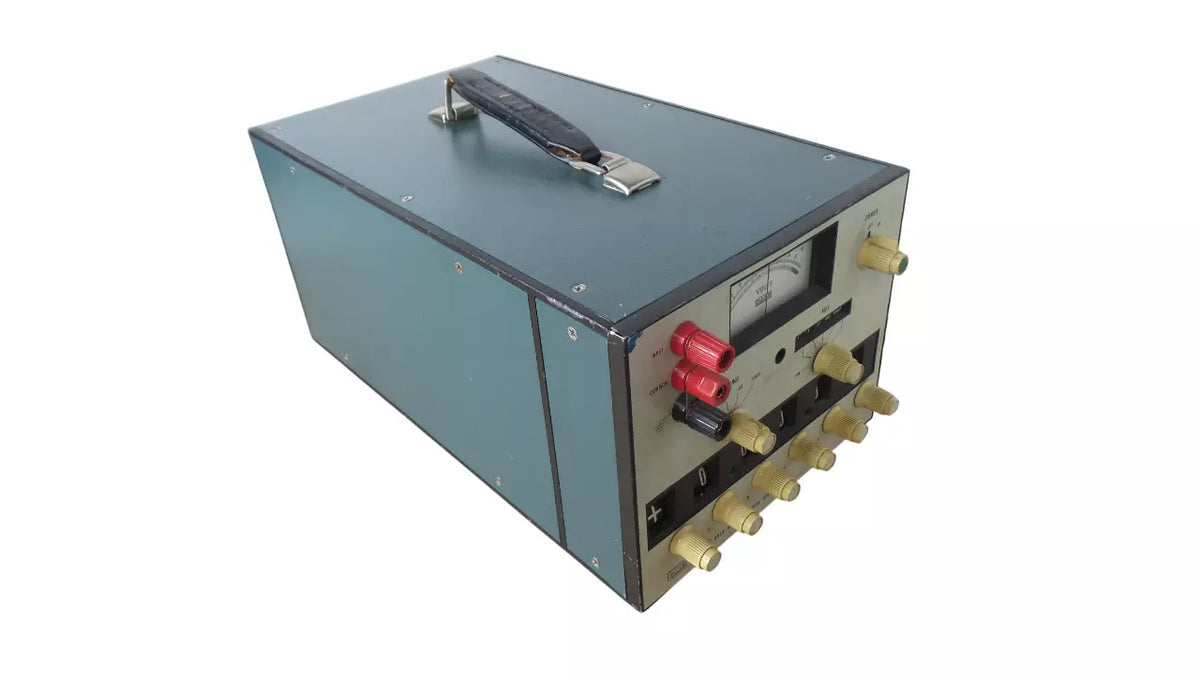 Fluke 895A DC Differential Voltmeter for Precise Voltage Measurements