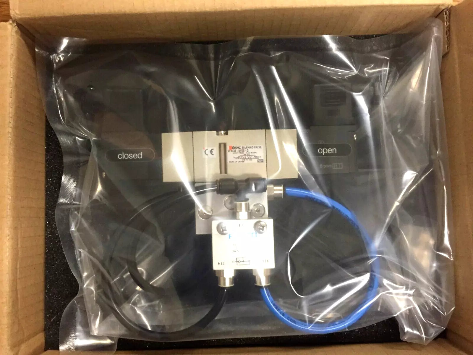 VAT 301825 Kit Solenoid: 5/2 Way Impulse