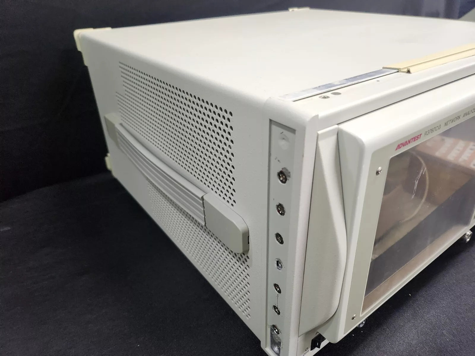 Advantest R3767CG Network Analyzer 300 kHz - 8 GHz With Option 11 As-Is