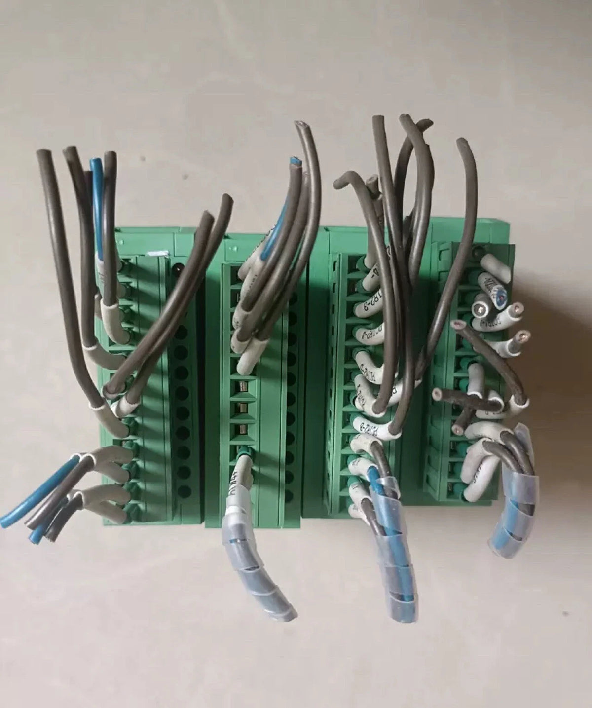 GEFRAN PCIR A Temperature Controller: High-Quality Industrial Control Solution