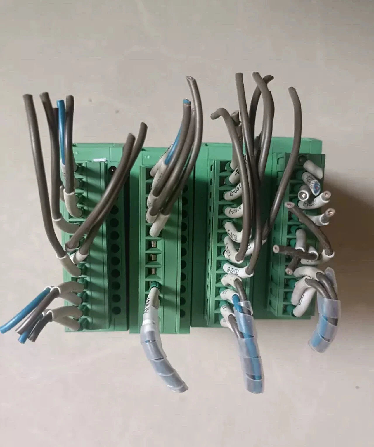 GEFRAN PCIR A Temperature Controller: High-Quality Industrial Control Solution