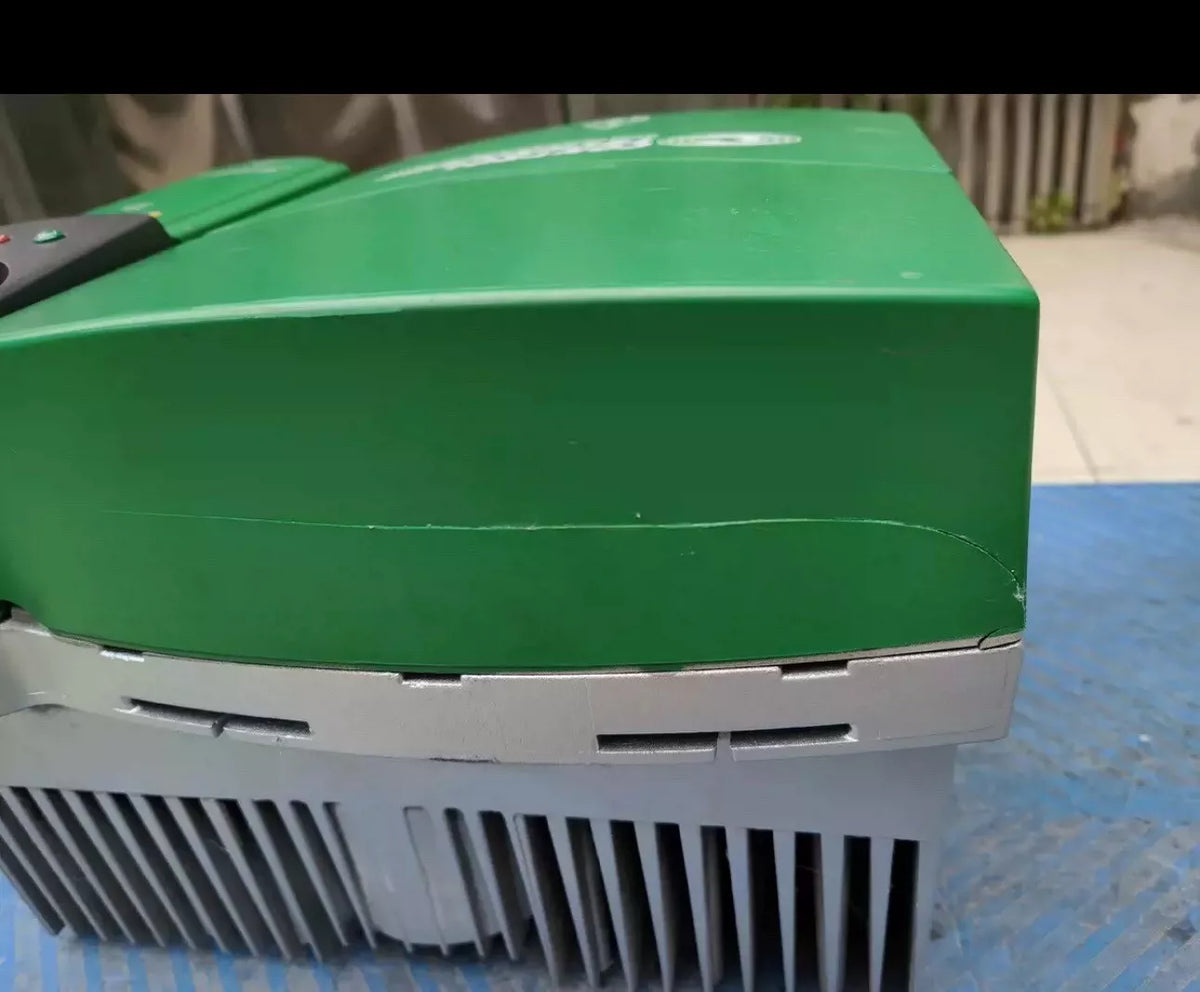 Control Techniques UNI3404: Vector Control Frequency Inverter