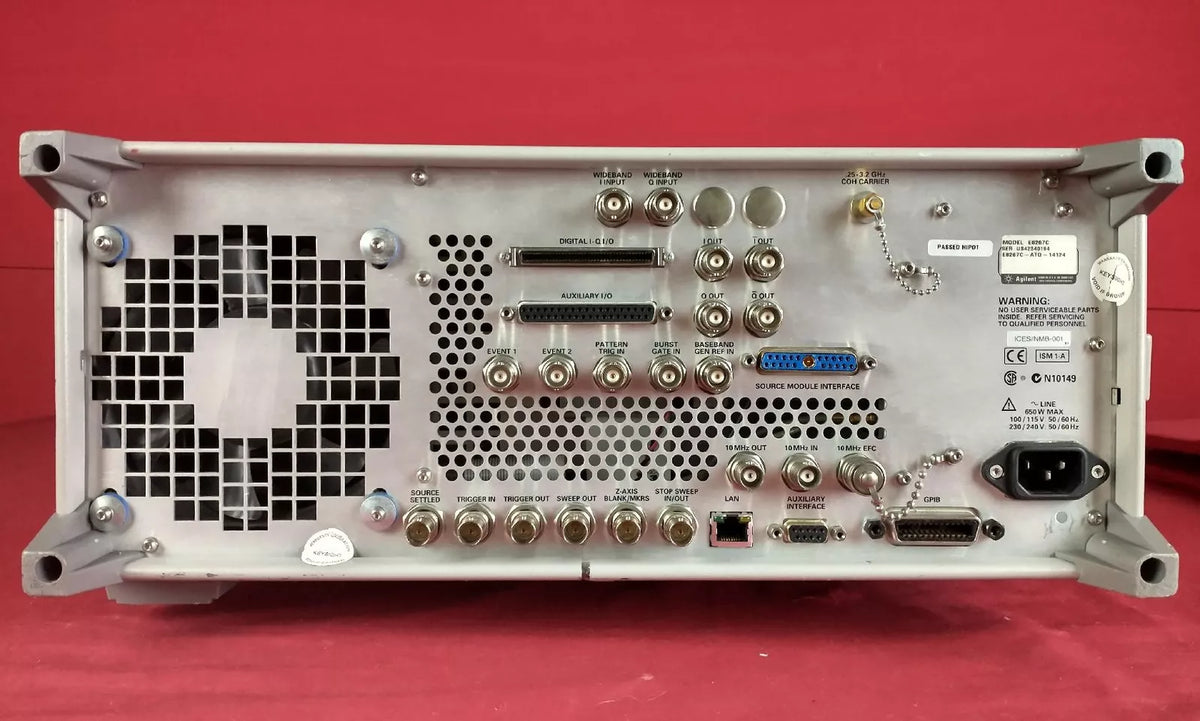 Agilent/Keysight E8267C US42340194 PSG Vector Signal Generator, 250 kHz - 20 GHz