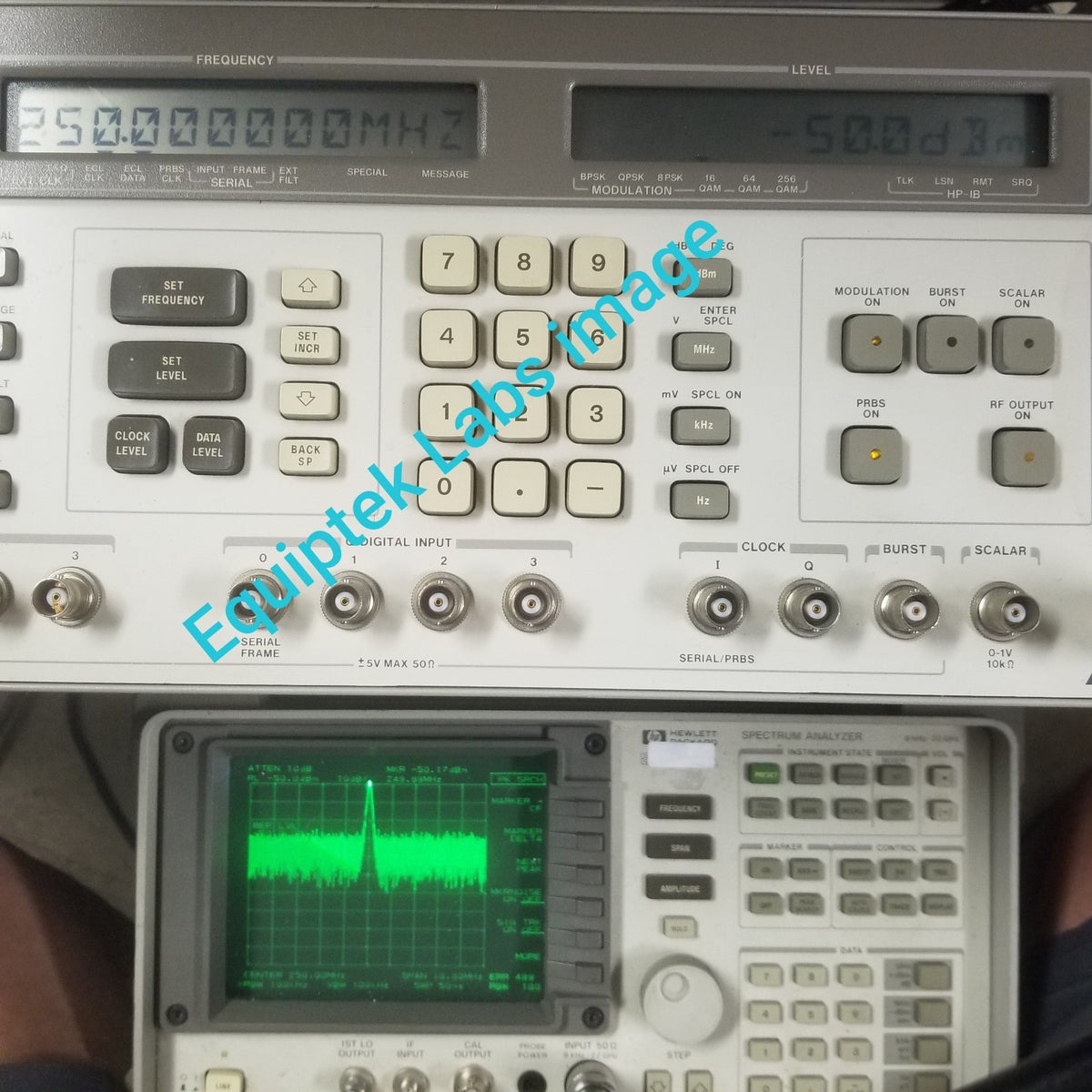 HP 8782A 250 MHz Vector Signal Generator