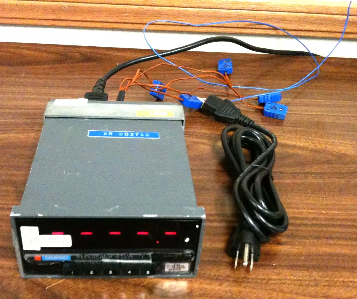 Doric Trendicator 412A Digital Thermo Indicator - Advanced Temperature Monitoring Device