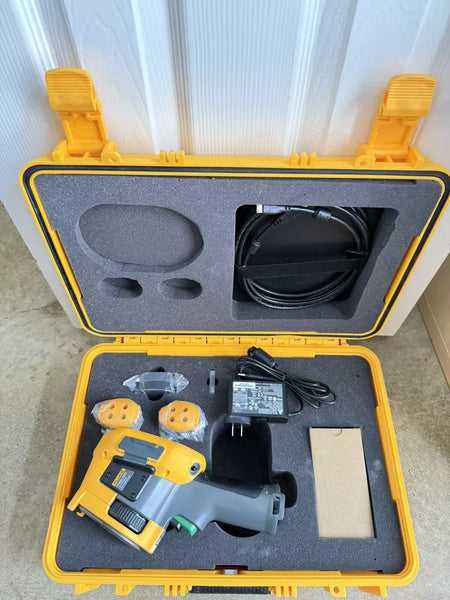FLUKE TI480PRO IR Camera 60Hz, 640 x 480, 2 Batteries with Charger & Case