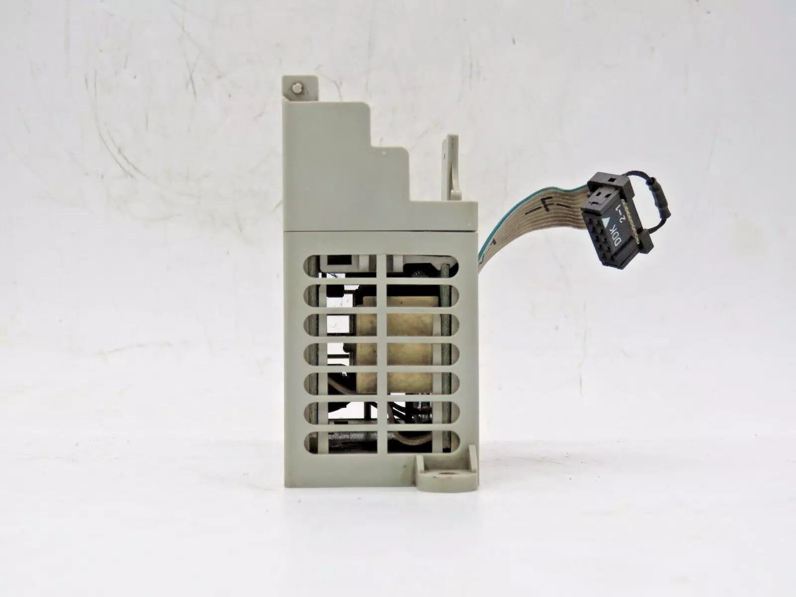 Allen Bradley 1769-OW16 MicroLogix 1200 Relay Output Module Ser A