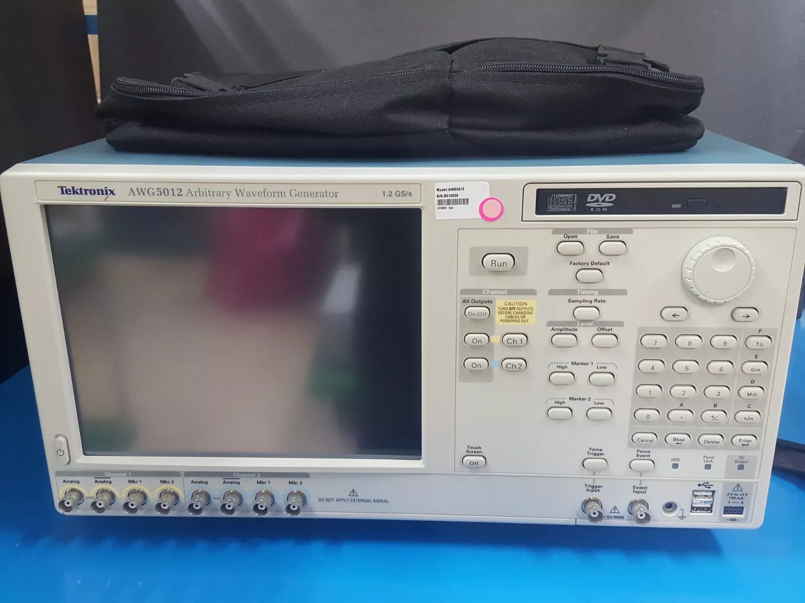 Tektronix AWG5012 Arbitrary Waveform Generator 1.2GS/s (0250)