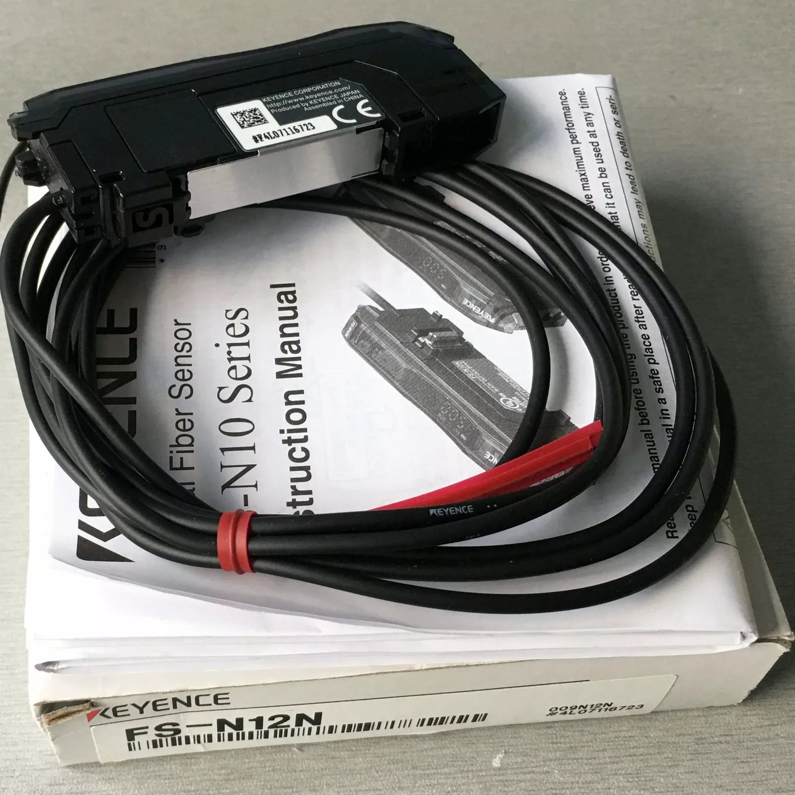 KEYENCE FS-N12N Digital Fiber Optic Amplifier Sensor Cable FSN12