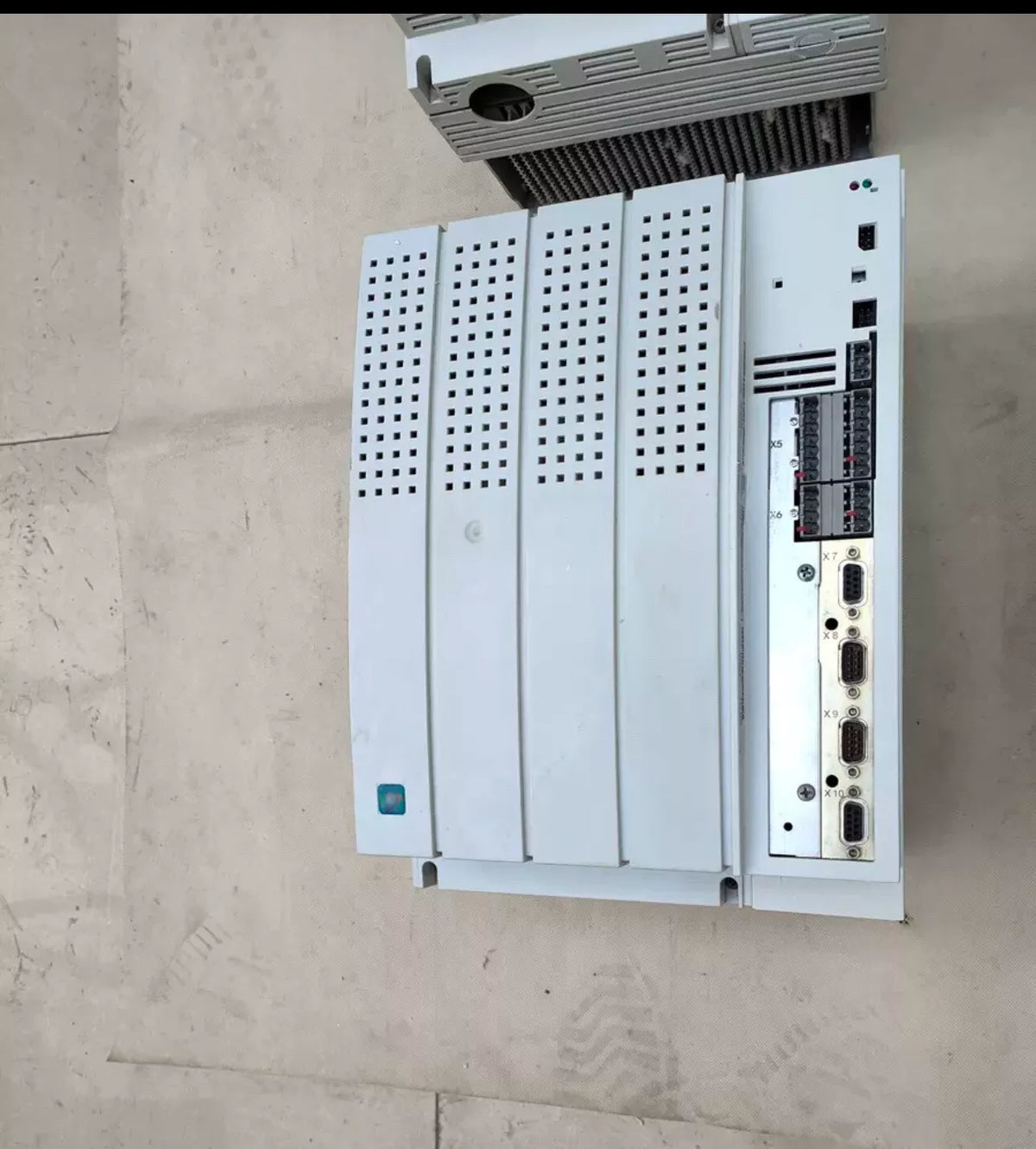 Lenze EVS9329-ES Variable Frequency Drive Controller