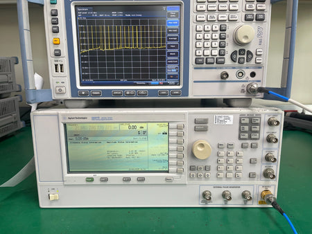 Agilent E8257D PSG Analog Signal Generator 250KHz - 40GHz , 1E1 , 540, UNT, UNW
