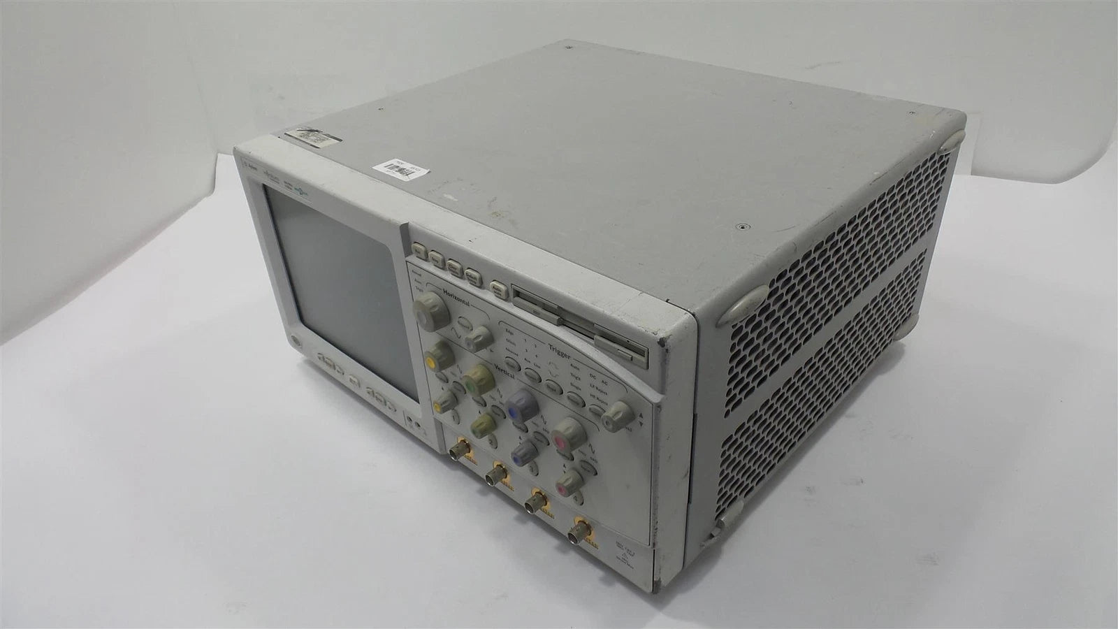 Agilent 54831M Infiniium Oscilloscope 600 MHz 4 GS/a - No accessories