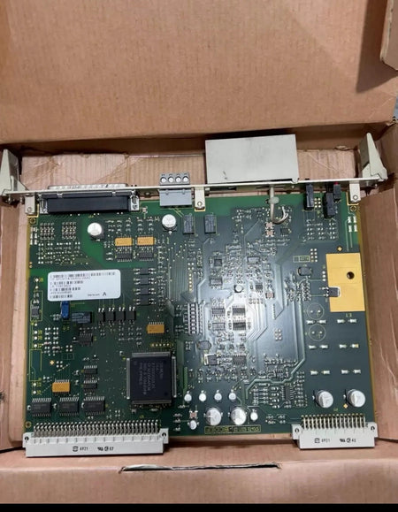 Siemens 6FC5114-0AA02-0AA2: Digital Control Panel for Industrial Applications