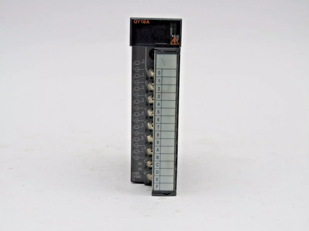 Mitsubishi QY18A Digital Output Module Q Series 240 VAC Used & Tested