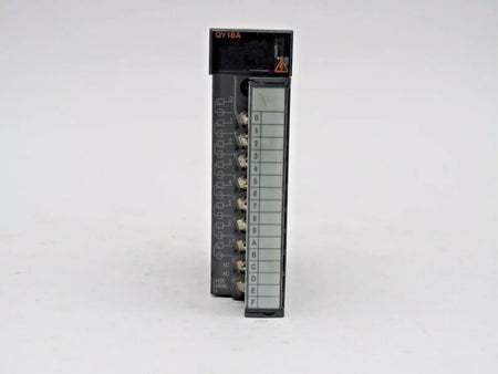 Mitsubishi QY18A Digital Output Module Q Series 240 VAC Used & Tested
