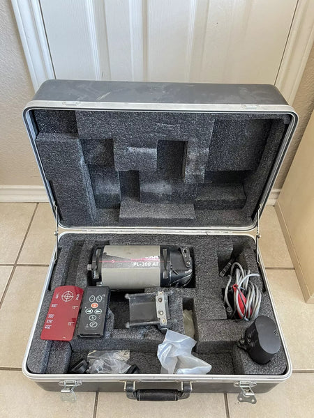 Futtura Model PL-300 Red Beam Pipe Laser Maker of AGL GradeLight