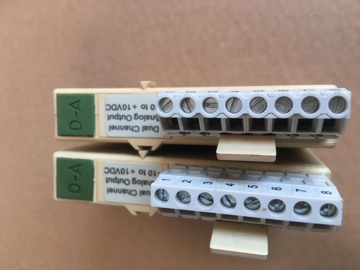 OPTO 22 SNAP-AOV-27 Analog Output Module for Industrial Control Systems