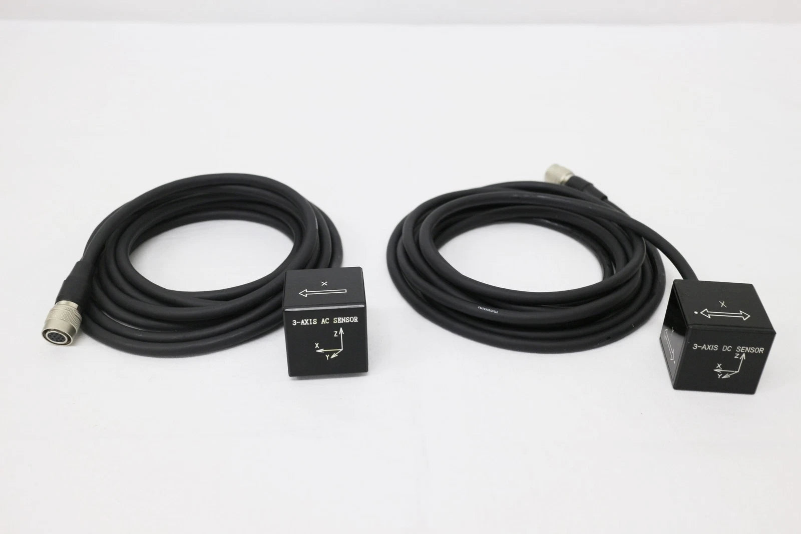 MTI HM-3520 Three axis magnetic field measurement system