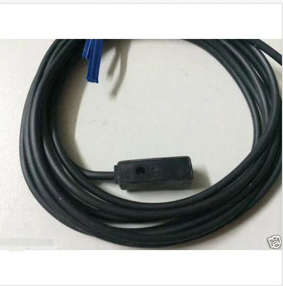 Panasonic SUNX GL-8FU Proximity Sensor GL8FU