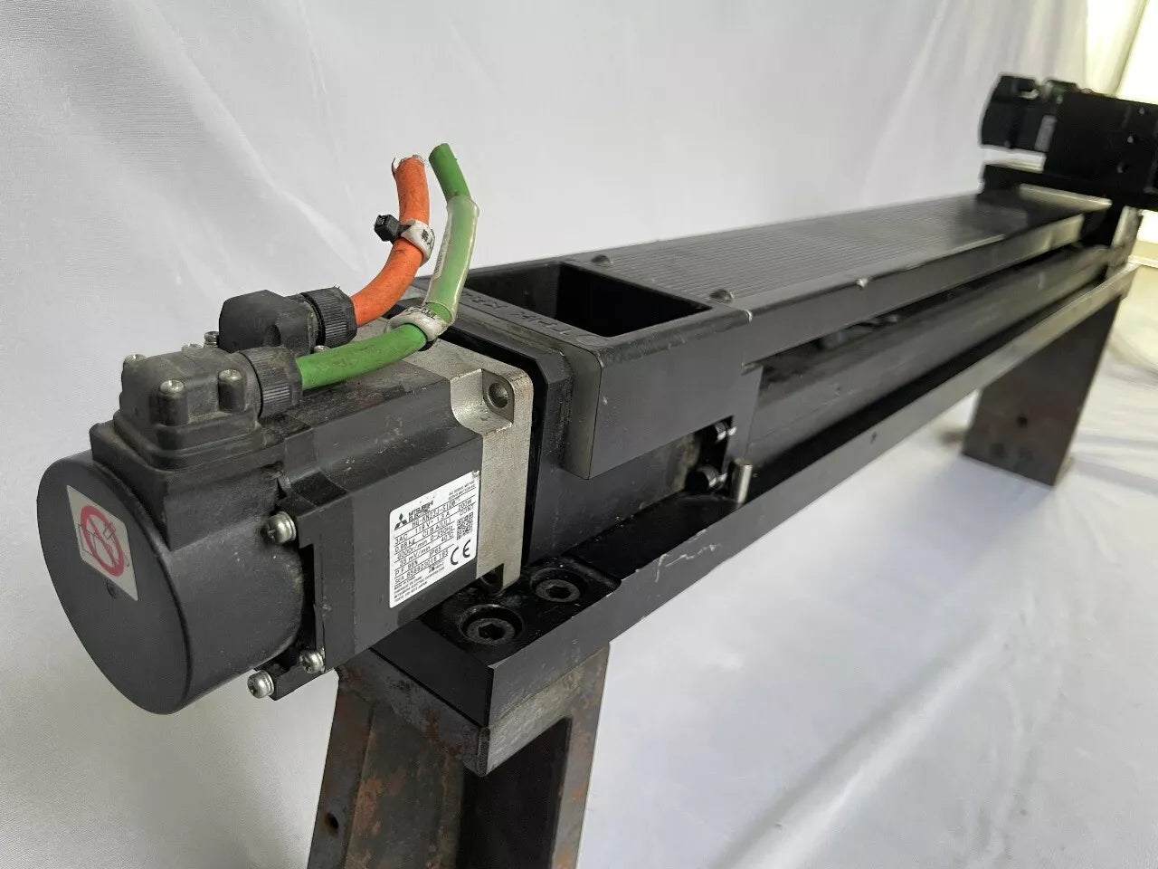 THK Linear Actuator XY-Axis with HG-KN13J-S100 AC Servo Motor