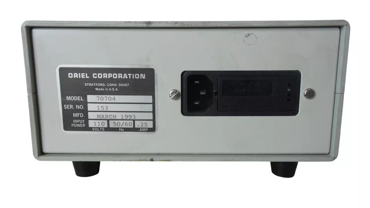 ORIEL 70704 Photodiode Power Supply for Precision Measurements