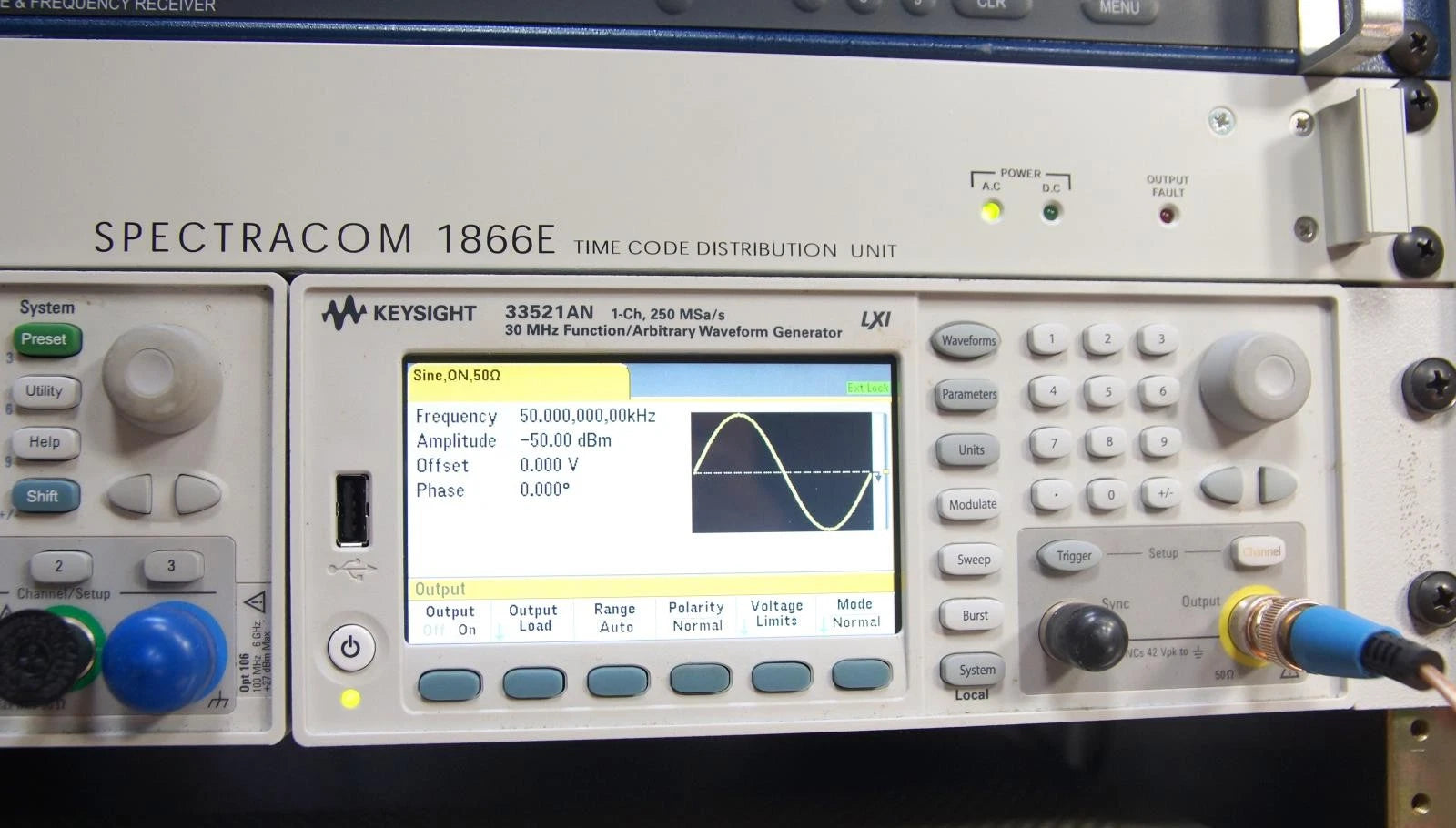 Stanford Research SR 560 Low Noise Current Preamplifier