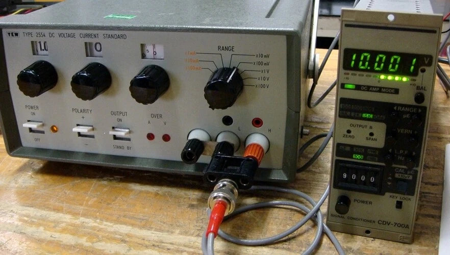 Kyowa CDV-700A DC-500KHz 65dB Signal Conditioner Amplifier
